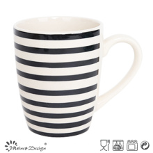 Taza de cerámica de 13 onzas con diseño pintado a mano negro